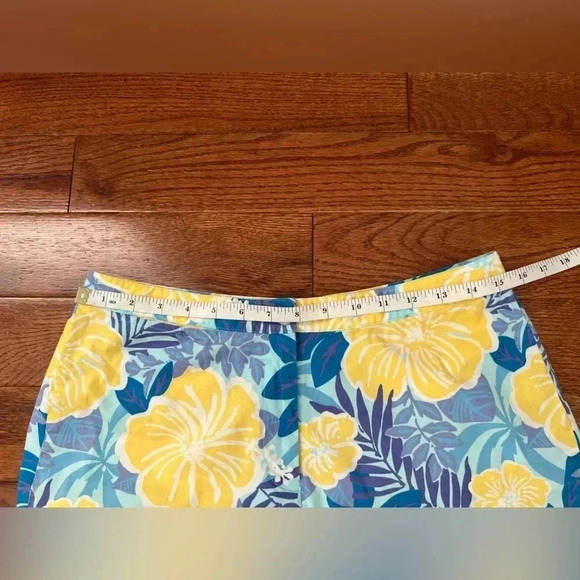 Lilly Pulitzer Blue and Yellow Floral Cropped Capri Pants Sz8 - Picture 6 of 9